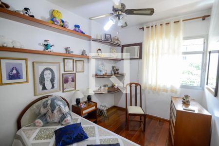 Apartamento à venda com 105m², 3 quartos e 2 vagasQuarto 2