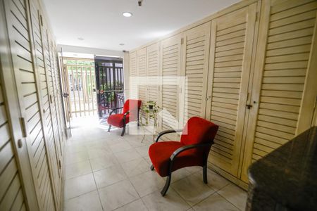Apartamento à venda com 105m², 3 quartos e 2 vagasHall