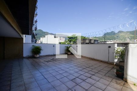 Apartamento à venda com 105m², 3 quartos e 2 vagasÁrea Comum - Playground