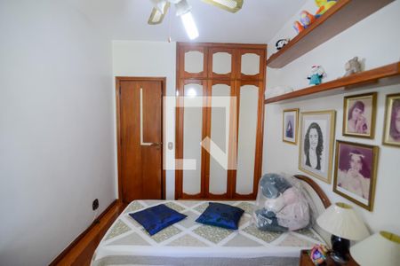 Apartamento à venda com 105m², 3 quartos e 2 vagasQuarto 2