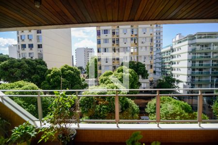 Apartamento à venda com 105m², 3 quartos e 2 vagasVista do Quarto 2