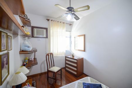 Apartamento à venda com 105m², 3 quartos e 2 vagasQuarto 2