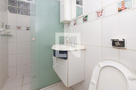 Banheiro 1 de apartamento para alugar com 2 quartos, 75m² em Centro, Guarujá