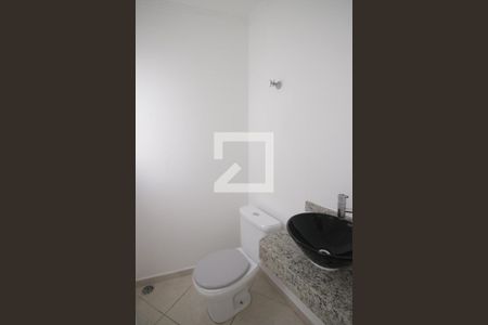 Casa à venda com 270m², 4 quartos e 5 vagasBanheiro de Serviço