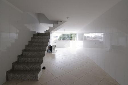 Casa à venda com 270m², 4 quartos e 5 vagasÁrea Externa