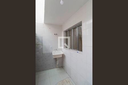 Casa à venda com 170m², 3 quartos e 2 vagasÁrea de Serviço