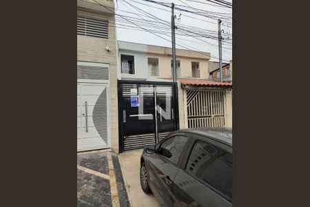 Casa à venda com 170m², 3 quartos e 2 vagasFachada