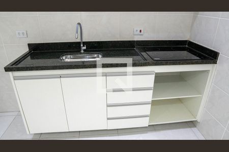 Cozinha de apartamento para alugar com 1 quarto, 36m² em Vila Granada, São Paulo