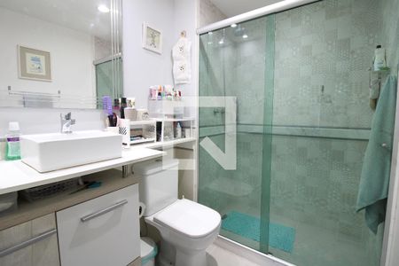 Apartamento à venda com 98m², 3 quartos e 2 vagasBanheiro da Suíte