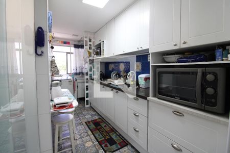 Apartamento à venda com 98m², 3 quartos e 2 vagasCozinha