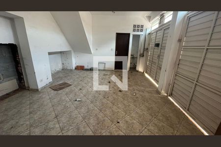 Casa à venda com 240m², 4 quartos e 2 vagasGaragem