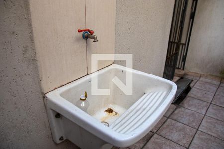 Casa à venda com 240m², 4 quartos e 2 vagasÁrea de Serviço 2