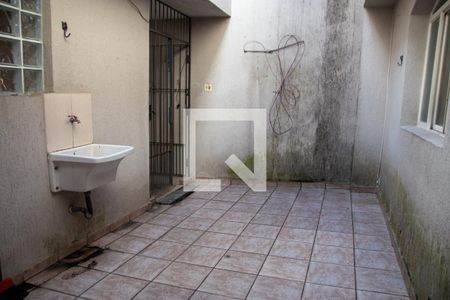 Casa à venda com 240m², 4 quartos e 2 vagasÁrea de Serviço 2