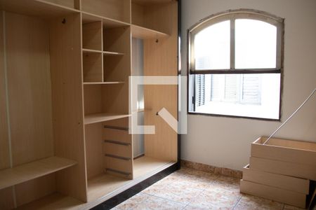 Casa à venda com 240m², 4 quartos e 2 vagasQuarto 4