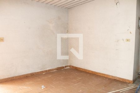 Casa à venda com 240m², 4 quartos e 2 vagasÁrea de Serviço 1