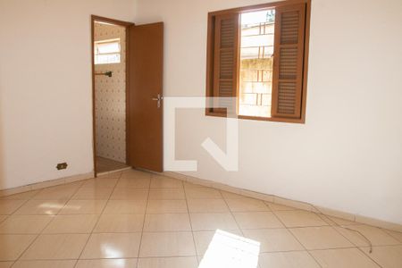 Quarto 1 de casa à venda com 4 quartos, 240m² em Vila Germinal, São Paulo