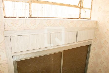 Casa à venda com 240m², 4 quartos e 2 vagasBanheiro 2