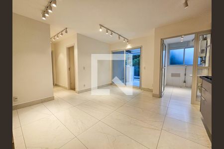 Sala/Cozinha de apartamento para alugar com 2 quartos, 66m² em Santo Amaro, São Paulo