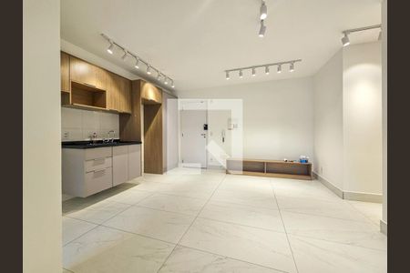 Sala/Cozinha de apartamento para alugar com 2 quartos, 66m² em Santo Amaro, São Paulo