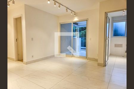 Sala/Cozinha de apartamento para alugar com 2 quartos, 66m² em Santo Amaro, São Paulo