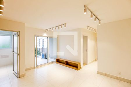 Sala de apartamento para alugar com 2 quartos, 66m² em Santo Amaro, São Paulo