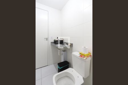 Apartamento para alugar com 34m², 2 quartos e sem vaga Apartamento para alugar com 34m², 2 quartos e sem vagaBanheiro da Suíte