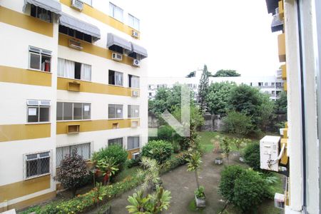 Vista Sala de apartamento à venda com 2 quartos, 50m² em Freguesia de Jacarepaguá, Rio de Janeiro