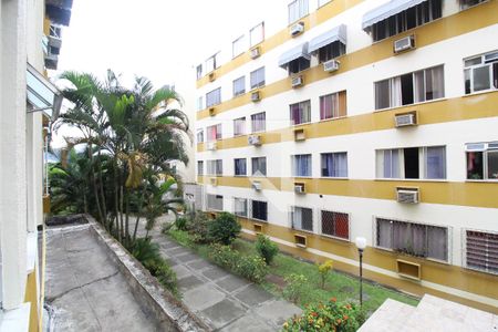 Vista Sala de apartamento à venda com 2 quartos, 50m² em Freguesia de Jacarepaguá, Rio de Janeiro