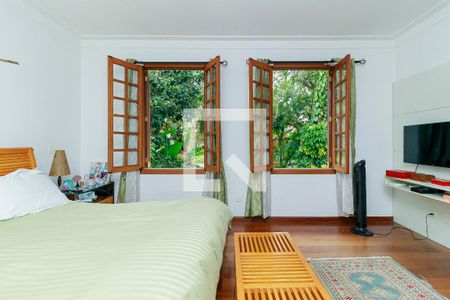 Casa de condomínio à venda com 547m², 4 quartos e 5 vagasSuíte principal