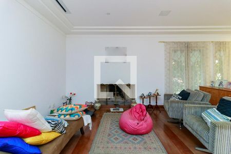 Sala de Estar de casa de condomínio à venda com 4 quartos, 547m² em Jardim Petropolis, São Paulo