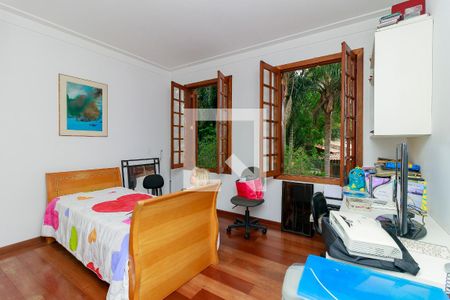 Casa de condomínio à venda com 547m², 4 quartos e 5 vagasSuíte 3