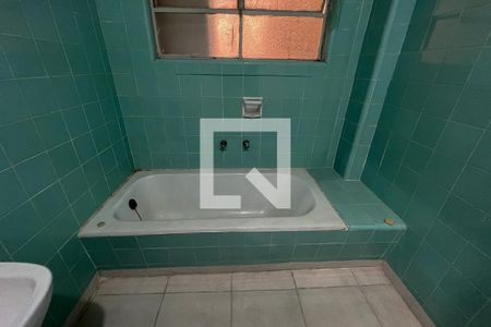 Apartamento à venda com 114m², 2 quartos e sem vagaBanheiro