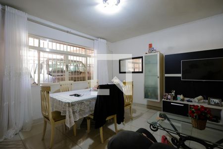 Sala de casa à venda com 3 quartos, 180m² em Vila Santista, São Paulo
