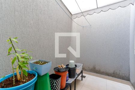 Casa à venda com 38m², 2 quartos e sem vagaQuintal