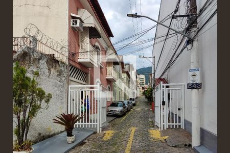 Casa à venda com 100m², 4 quartos e 1 vagaPortaria