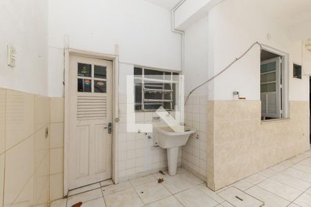 Casa à venda com 100m², 4 quartos e 1 vagaÁrea de Serviço