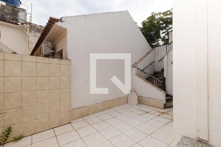 Casa à venda com 100m², 4 quartos e 1 vagaÁrea de Serviço