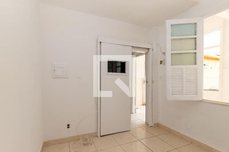 Casa à venda com 100m², 4 quartos e 1 vagaQuarto 3