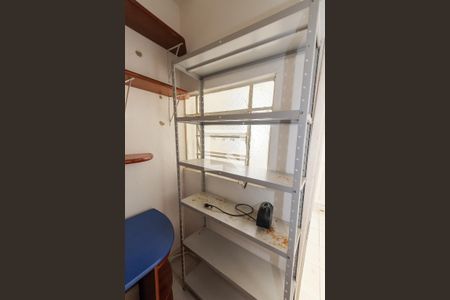 Casa à venda com 100m², 4 quartos e 1 vagaQuarto de Serviço