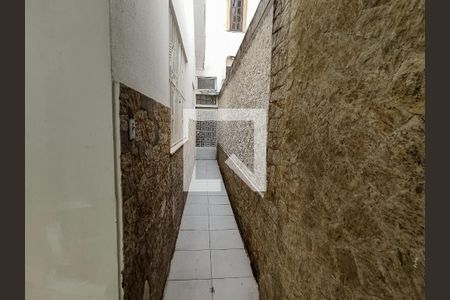 Casa à venda com 100m², 4 quartos e 1 vagaCorredor
