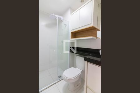 Banheiro  de apartamento à venda com 1 quarto, 27m² em Jardim Caravelas, São Paulo