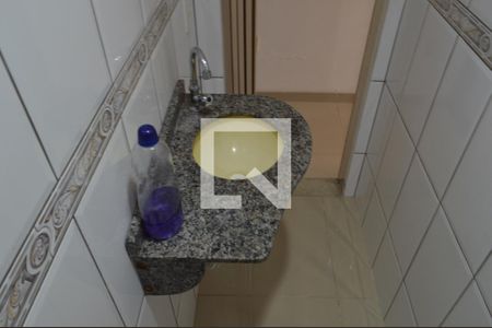 Casa de condomínio à venda com 70m², 2 quartos e 1 vagaLavabo