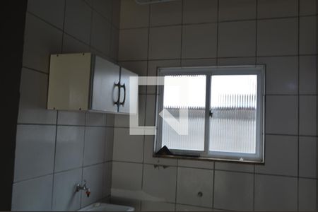 Casa de condomínio à venda com 70m², 2 quartos e 1 vagaÁrea de Serviço