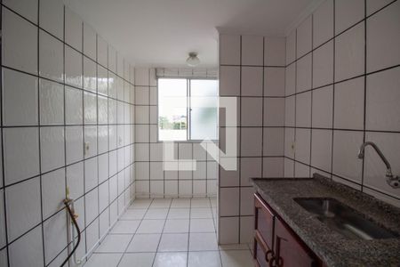 Cozinha de apartamento à venda com 2 quartos, 44m² em Conjunto Residencial José Bonifácio, São Paulo