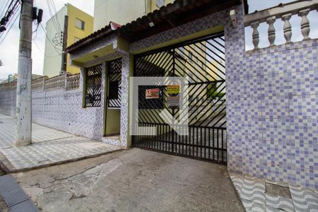 Fachada e portaria de apartamento à venda com 2 quartos, 44m² em Conjunto Residencial José Bonifácio, São Paulo