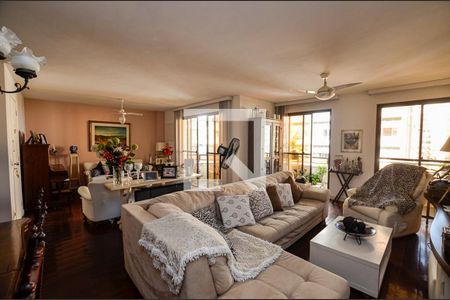 Sala de apartamento à venda com 4 quartos, 225m² em Ingá, Niterói