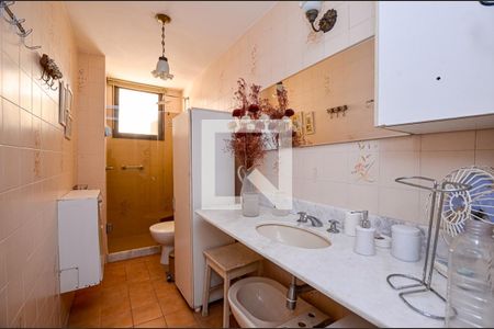 Apartamento à venda com 225m², 4 quartos e 2 vagas Apartamento à venda com 225m², 4 quartos e 2 vagasBanheiro