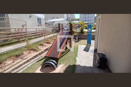 Apartamento para alugar com 45m², 2 quartos e 1 vaga Apartamento para alugar com 45m², 2 quartos e 1 vagaÁrea comum - Playground