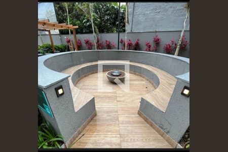 Apartamento à venda com 87m², 2 quartos e 2 vagasÁrea Externa