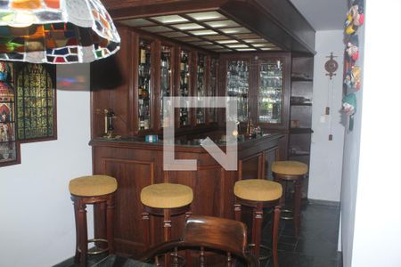 Sala(Bar) de casa à venda com 4 quartos, 380m² em Jardim Marajoara, São Paulo